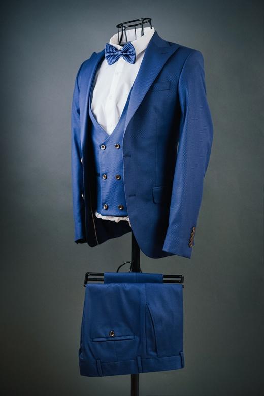 Мужской костюм тройка, цвет синий